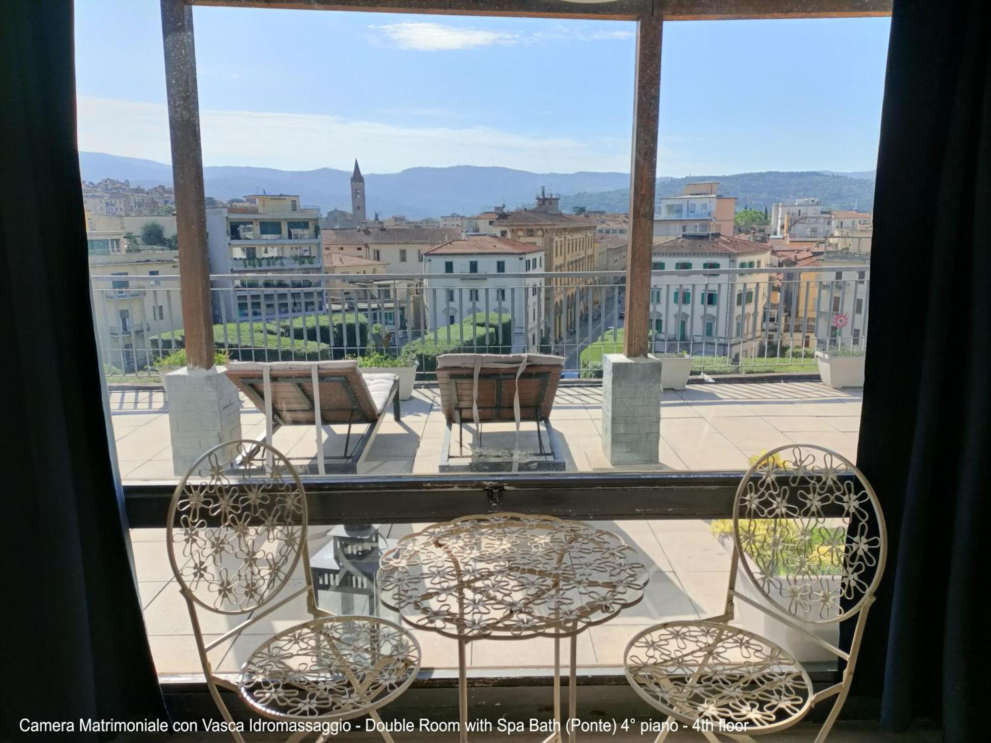 B&B 52Cento Arezzo Exterior photo